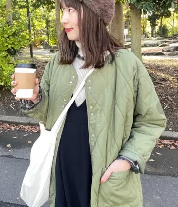 [ 새상품급 ] SM2 사만사 모스모스 퀼트 미들 기장 코트 카키