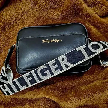 타미힐피거 숄더백 카메라백 사선 네이비