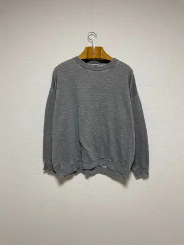 70s 80s 서리 내린 듯한 귀신 페이드 크루넥 맨투맨 넝마 조각 보로