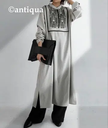 안티카 자수 원피스