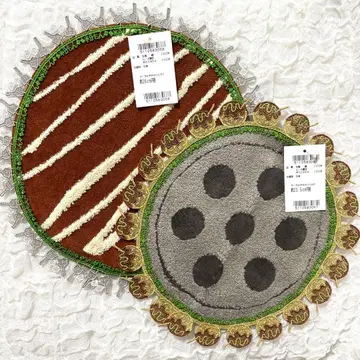 1 근자와 레이스 손수건