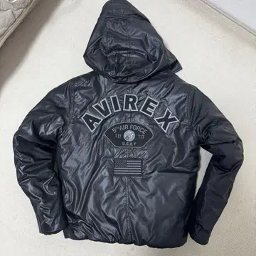 AVIREX 다운 자켓 자수 로고 블랙