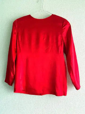 니나리치 실크 100% 빨간색 긴팔 블라우스 NINA RICCI