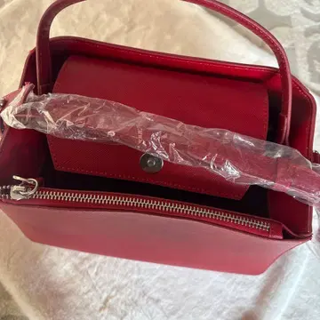 ZARA 빨간색 숄더백