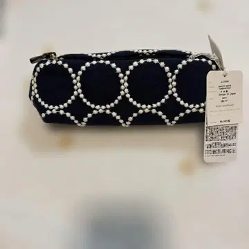 미나 페르호넨 파우치