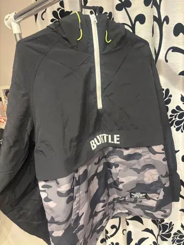 BURTLE 아노락 후드티 M 사이즈
