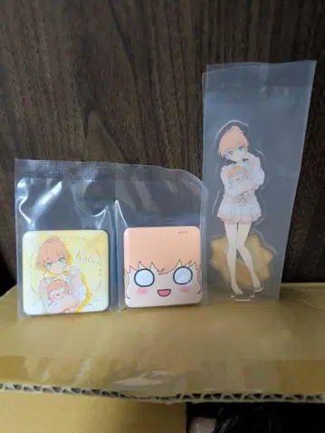 하스노소라 세가 럭키 쿠지 C상, E상 히노시타 카호 2점 세트