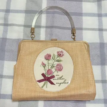 [ 새상품급 ] 앙앙제 로즈 자수 클리어 핸들 백
