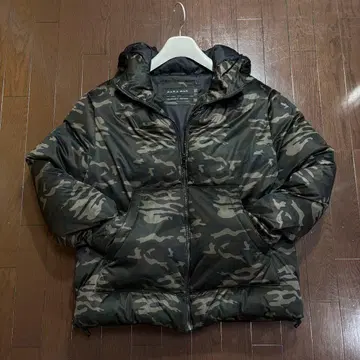 새상품급 ZARA MAN 다운 자켓 카모플라쥬 사이즈 L~XL
