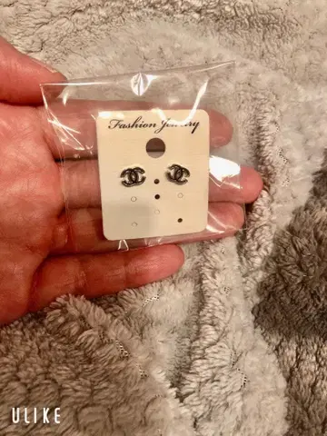 실버 귀걸이 빈티지 로고 귀걸이 모티브 1점 한정