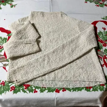 리나몬드 발레 크림색 긴팔 셔츠