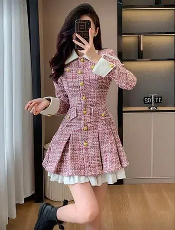 트위드 소재 핑크 계열 미니 원피스