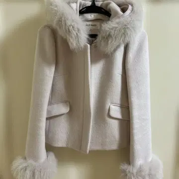 MISCH MASCH 라이트 핑크 숏코트 38