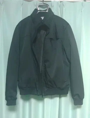 ZARA 자라 남성용 점퍼 사이즈 L 블랙