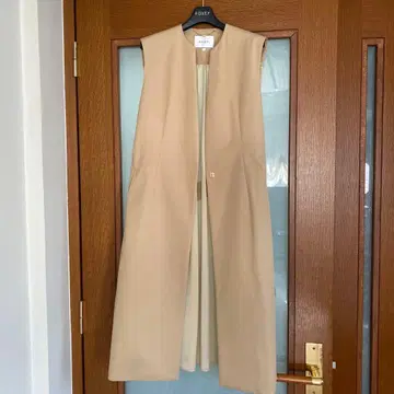 [ 새상품급 미사용품 ] BEIGE 베이지 베이지색 베스트 롱 코트