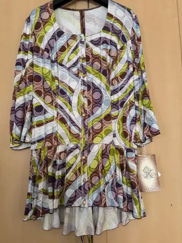 [ 미사용 ] 이타리야 멀티 컬러 튜닉 5부 소매 사이즈 11