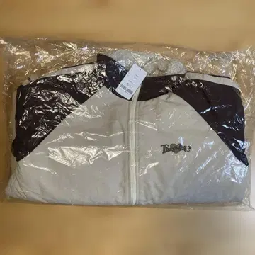 Clout 브라운 M 사이즈 다운 자켓