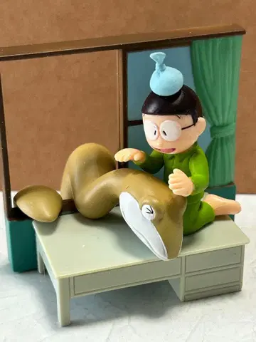 코믹풍 피규어 도라에몽 피스케 진구의 공룡