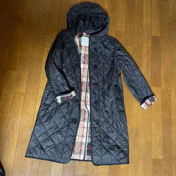 블랙 퀼팅 롱 코트