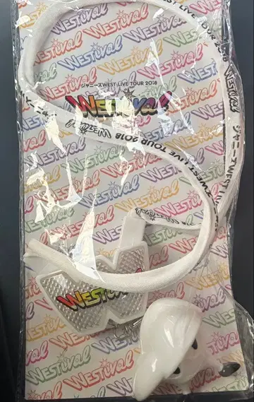 WEST. LIVE TOUR 2018 [ WESTIVAL ] 응원봉