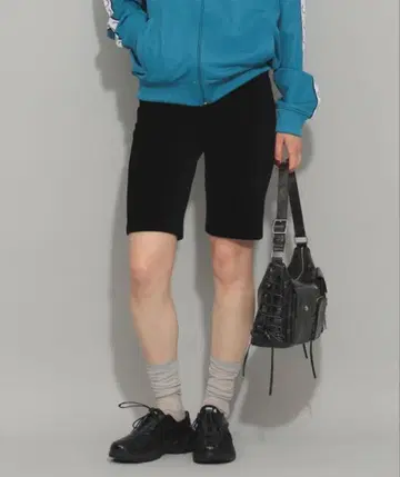 beams 코듀로이 팬츠