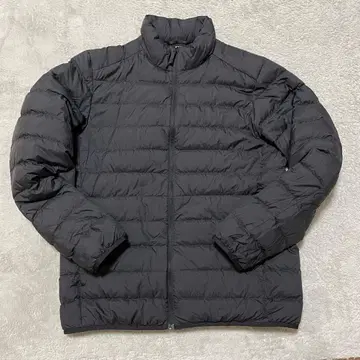[새상품급] UNIQLO 블랙 퀼팅 다운 자켓