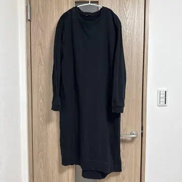 ZARA 블랙 트레이닝복 긴팔 무릎 아래 원피스 L 사이즈