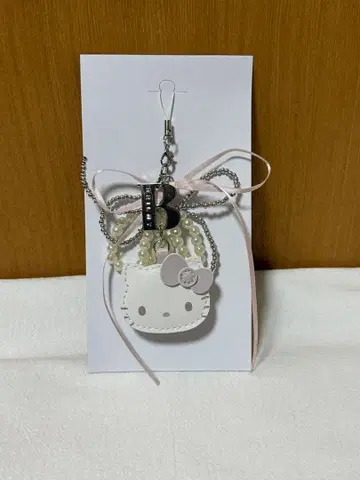 산리오 HELLOKITTY BRILMY 거울 포함 스트랩