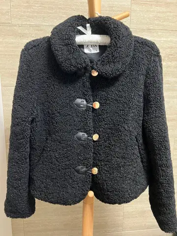 ZARA 보아 숏 자켓 네이비