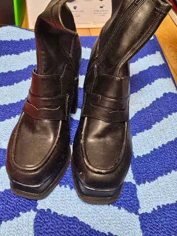 블랙 하이힐 부츠