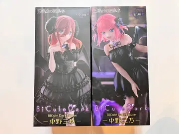 5등분의 신부 피규어 나카노 니노 나카노 미쿠 2체 세트