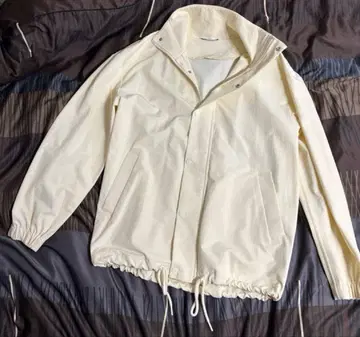 ZARA 자켓 L-XL 크림색