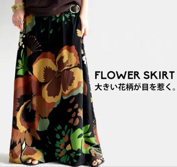 새상품 antiqua 꽃무늬 스커트