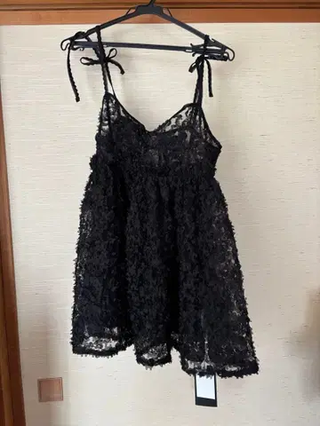 Kastane 튜닉 [ 앞뒤 2WAY ] 웨이브 자수 튤 튜닉