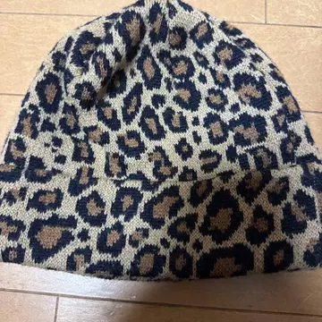 레오파드 무늬 니트 모자