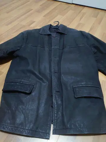 VERTIGO 다크 브라운 가죽 코트