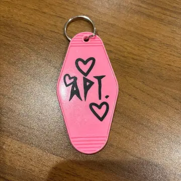 BLACK PINK ROSE 로제 APT. 키링