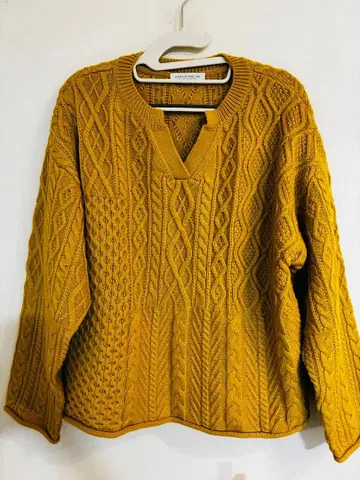 유나이티드 애로우즈 머스타드 케이블 니트