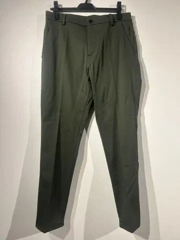 룰루레몬 올리브 그린 팬츠 34