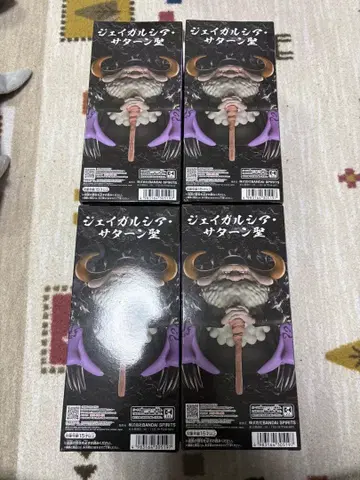 원피스 메가월드 콜렉터블 제이 가르시아 새턴 성 4개 세트