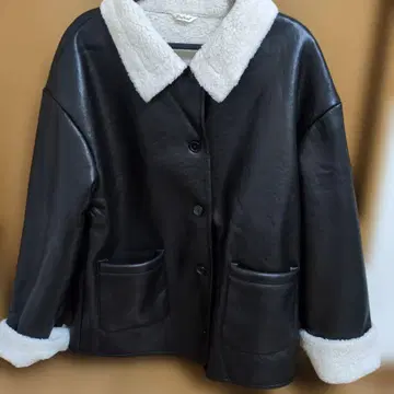 가죽 보아 옷깃 자켓 L 사이즈