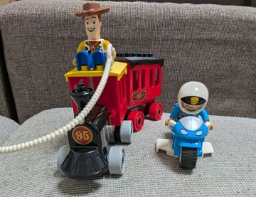 LEGO 듀플로 토이스토리 기차 폴리스 바이크 세트
