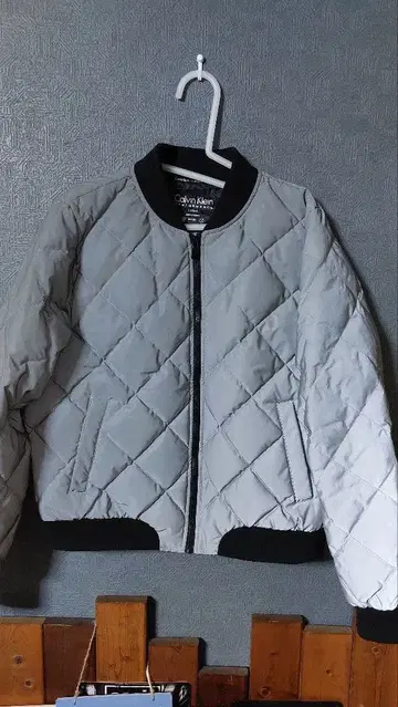 CALVIN KLEIN 퀼팅 다운 자켓 MA1 아우터