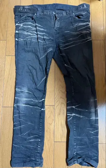 토네이도 마트 다크 그레이 데님 청바지 중고