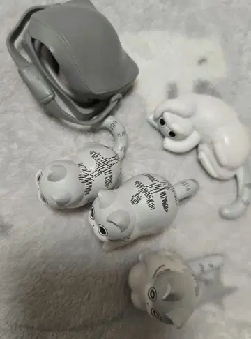 밤은 고양이와 함께 피규어 5개