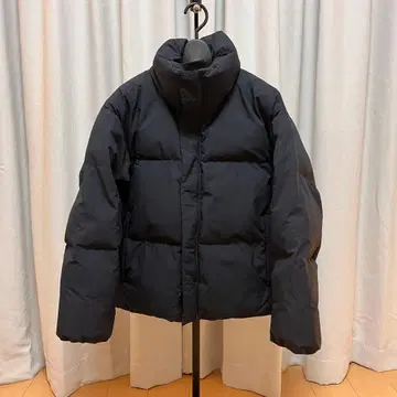 [ 새상품급 ] UNIQLO U 패디드 볼륨 자켓 블랙 XS 사이즈