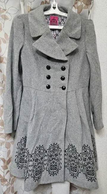 안나수이 자수 코트 ANNA SUI