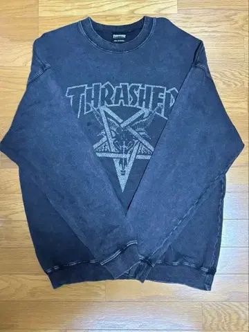 THRASHER 맨투맨