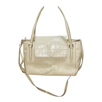 cat in the closet 가죽 토트백 악어 엠보싱 베이지