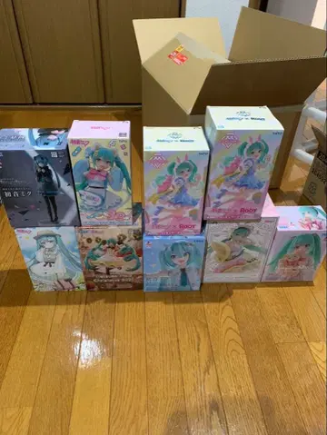 피규어 묶음 판매